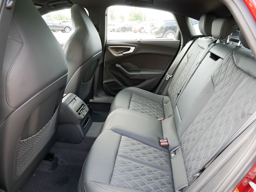 Thumbnail: 2025 Audi S5 - 8