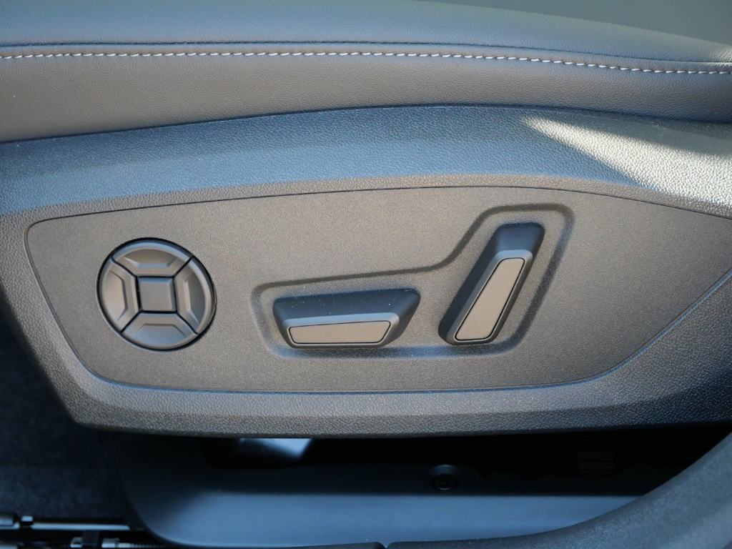 Thumbnail: 2026 Audi A5 - 15