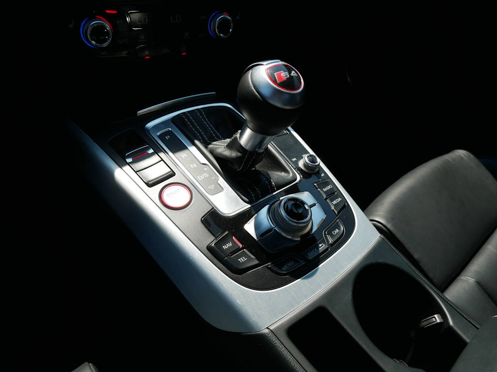 Thumbnail: 2015 Audi S4 - 24