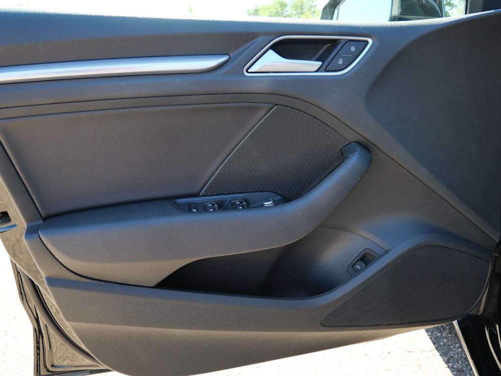 Thumbnail: 2016 Audi A3 - 15