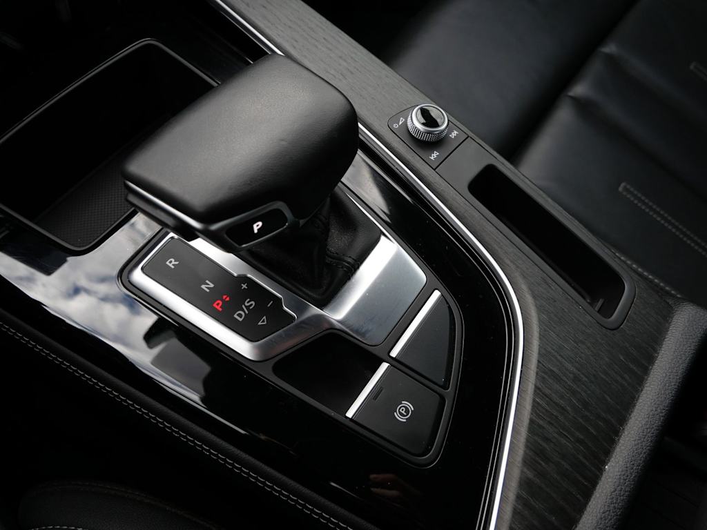 Thumbnail: 2023 Audi A4 - 11