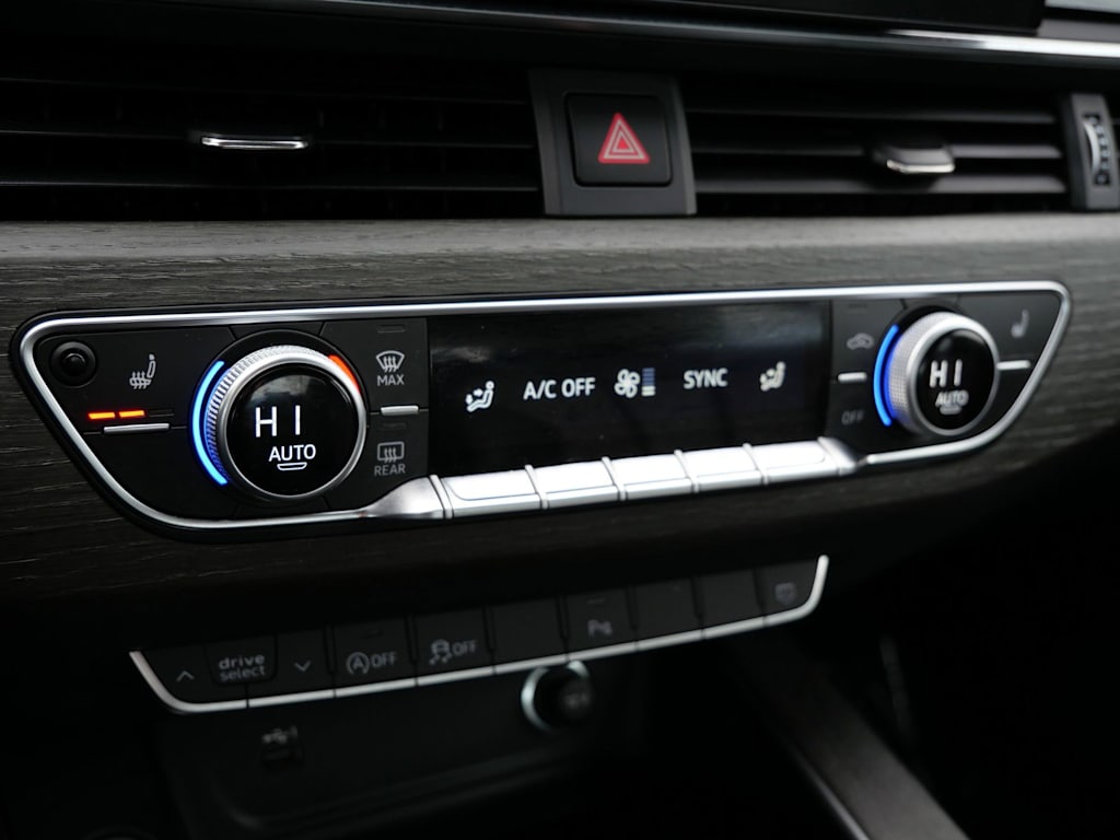 Thumbnail: 2023 Audi A4 - 22