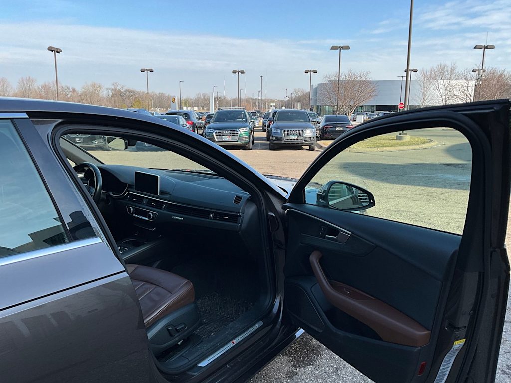 Thumbnail: 2017 Audi A4 - 17