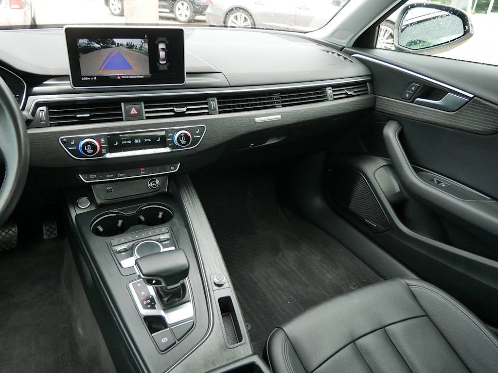 Thumbnail: 2018 Audi A4 - 9