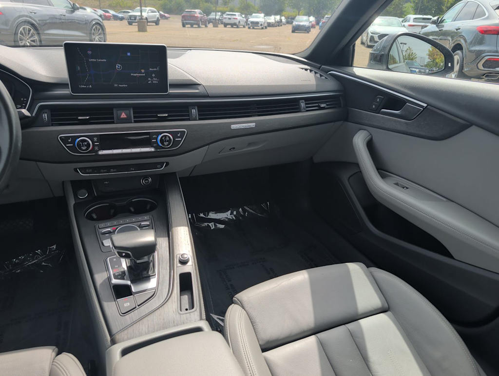 Thumbnail: 2019 Audi A4 - 10