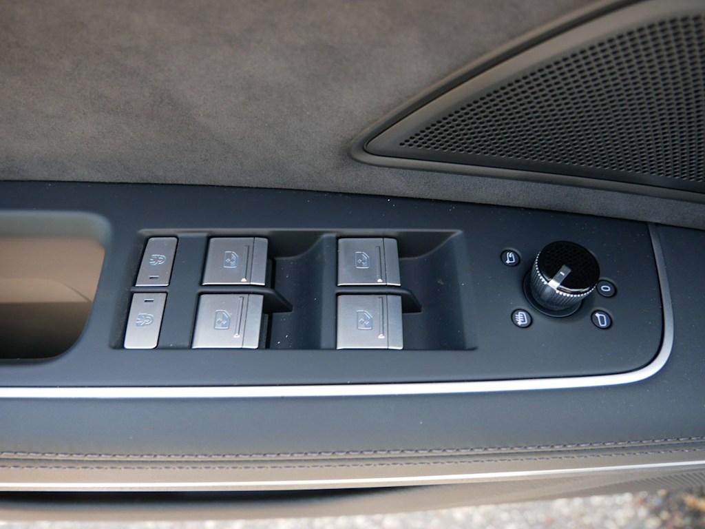 Thumbnail: 2026 Audi A8 - 20