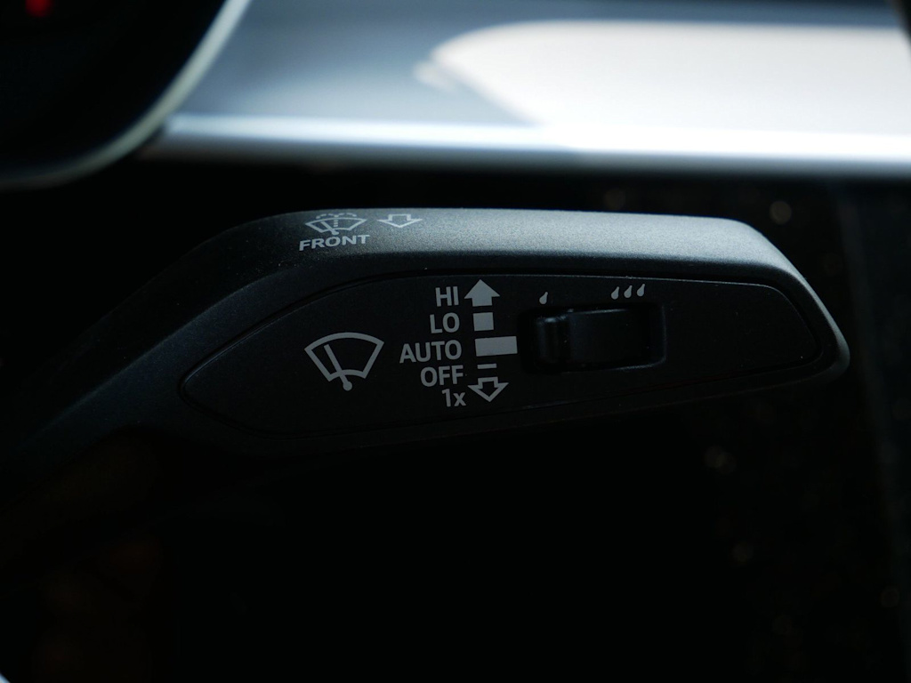 Thumbnail: 2026 Audi A8 - 24