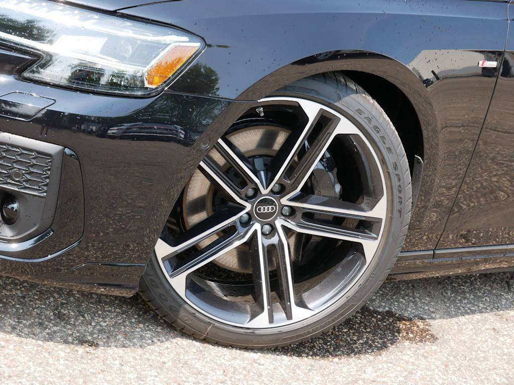 Thumbnail: 2026 Audi A8 - 6
