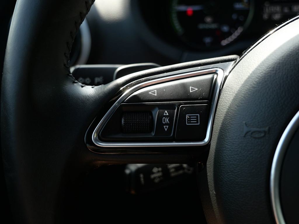 Thumbnail: 2016 Audi A3 - 23