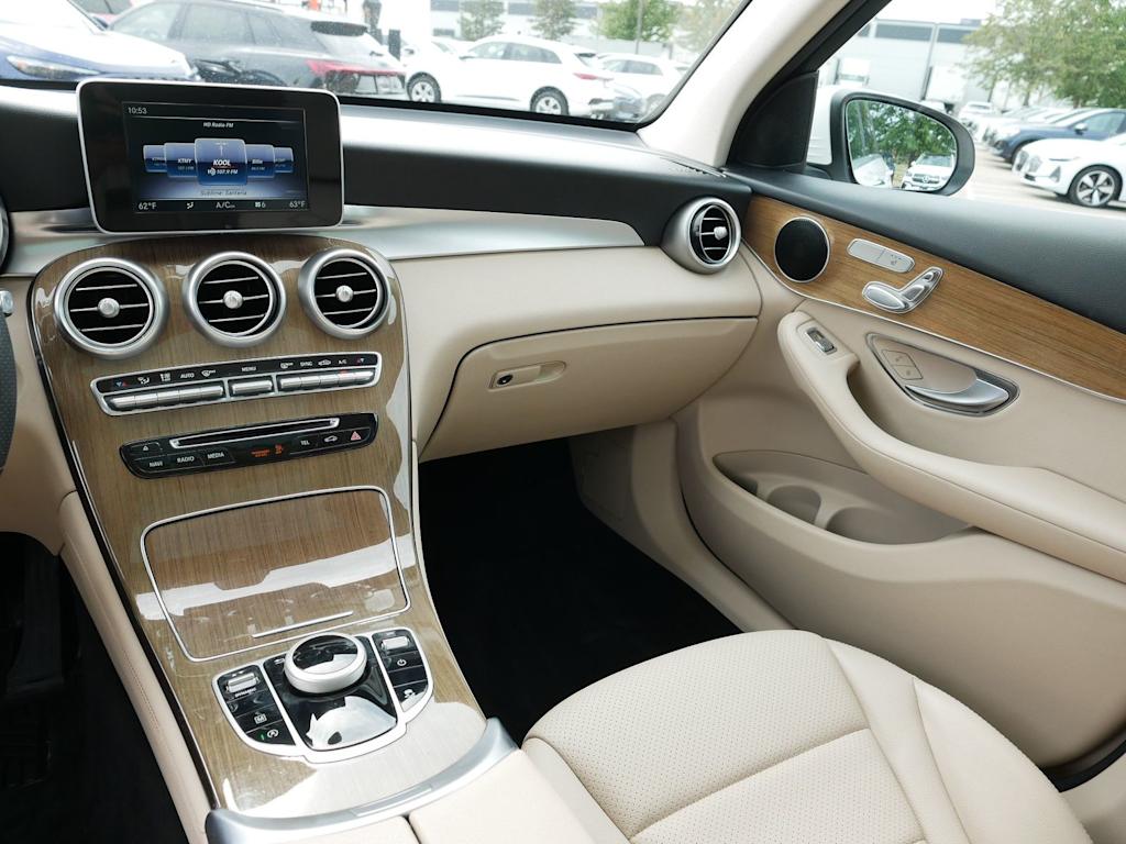 Thumbnail: 2019 Mercedes-Benz GLC - 11
