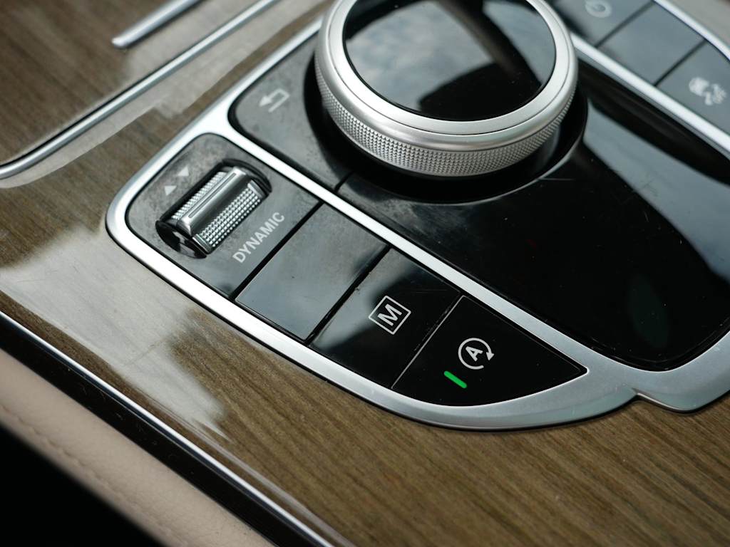 Thumbnail: 2019 Mercedes-Benz GLC - 21