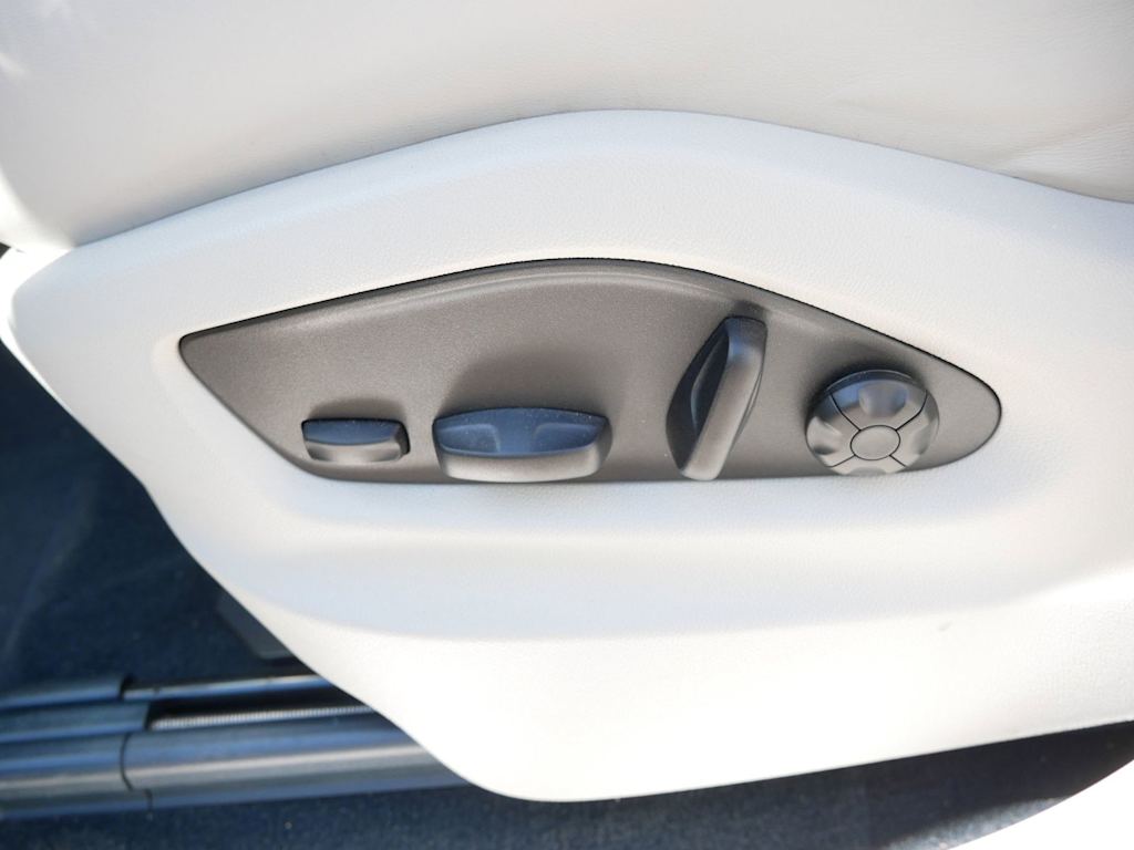 Thumbnail: 2023 Porsche Cayenne - 18