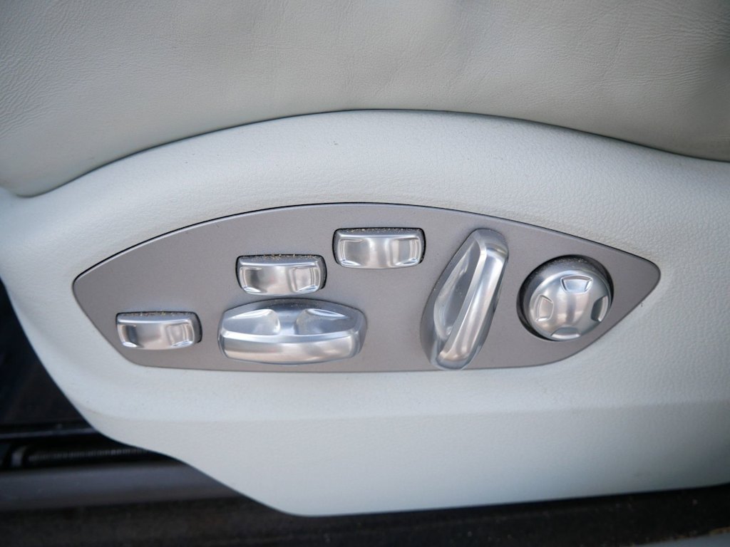 Thumbnail: 2017 Porsche Macan - 17