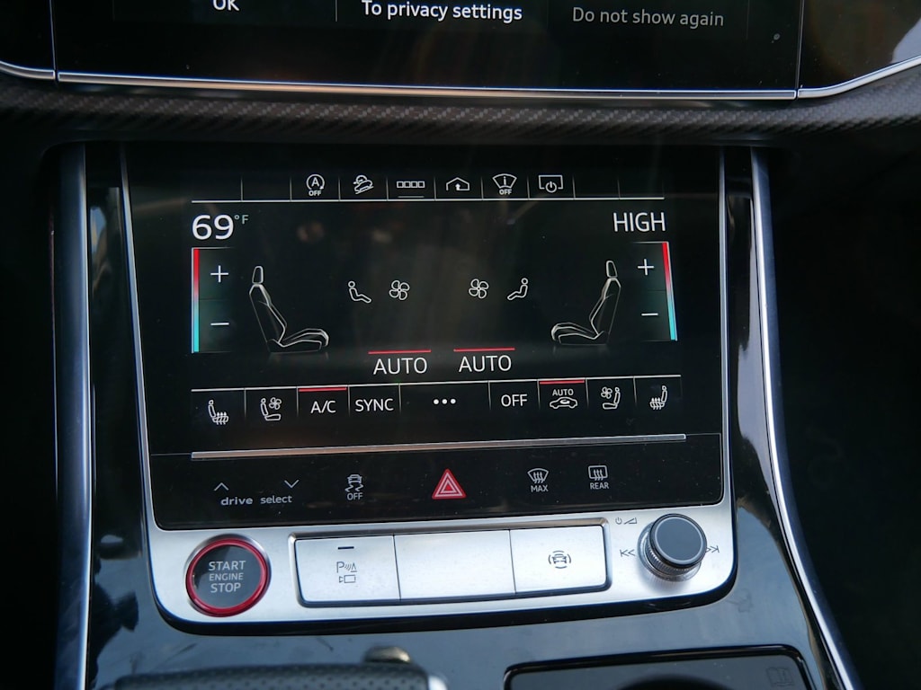 Thumbnail: 2021 Audi RS Q8 - 8