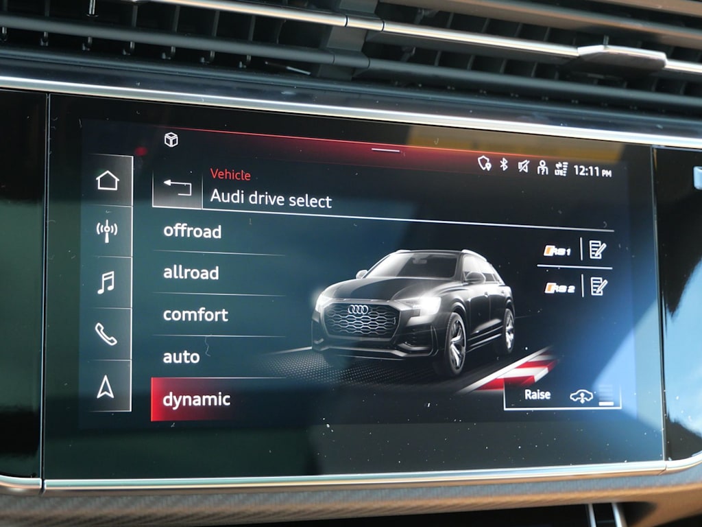 Thumbnail: 2024 Audi RS Q8 - 22