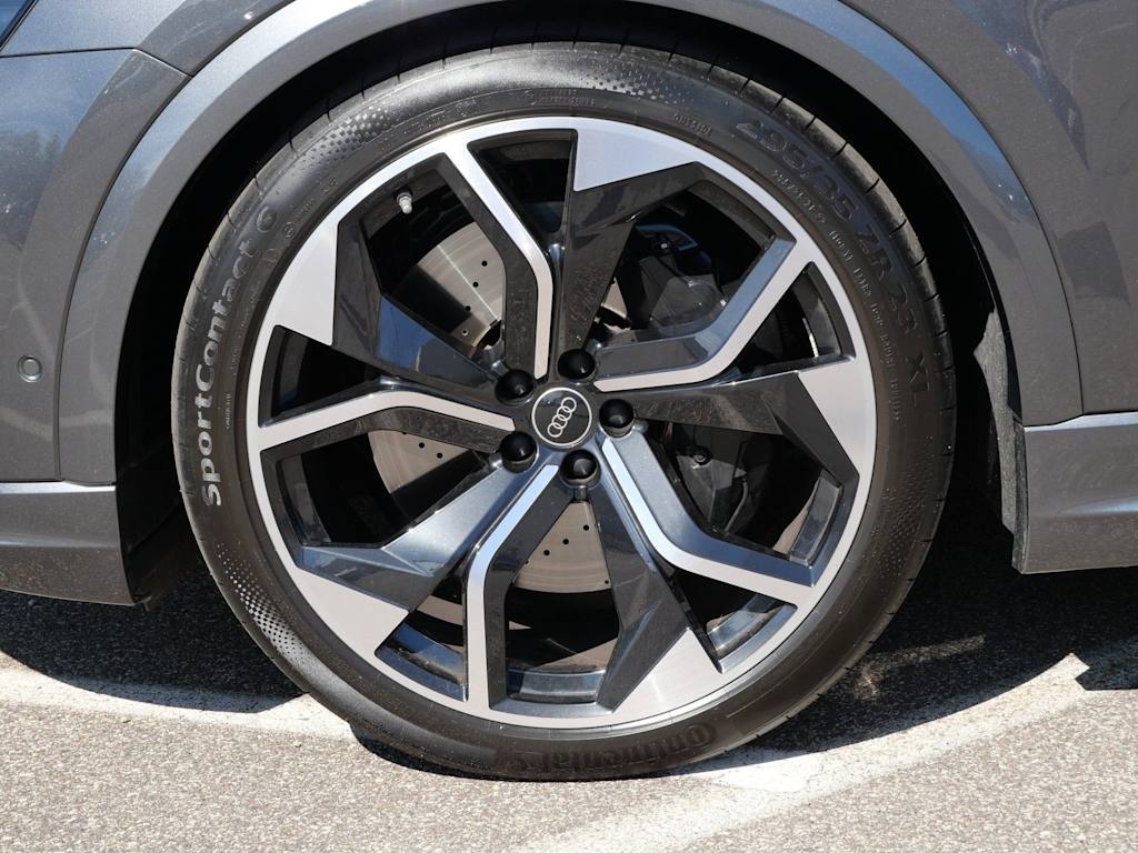 Thumbnail: 2024 Audi RS Q8 - 5