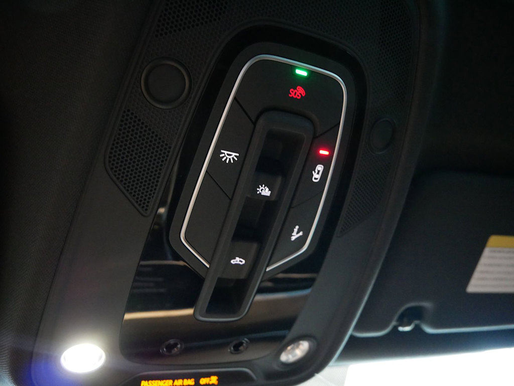 Thumbnail: 2026 Audi RS 6 - 16