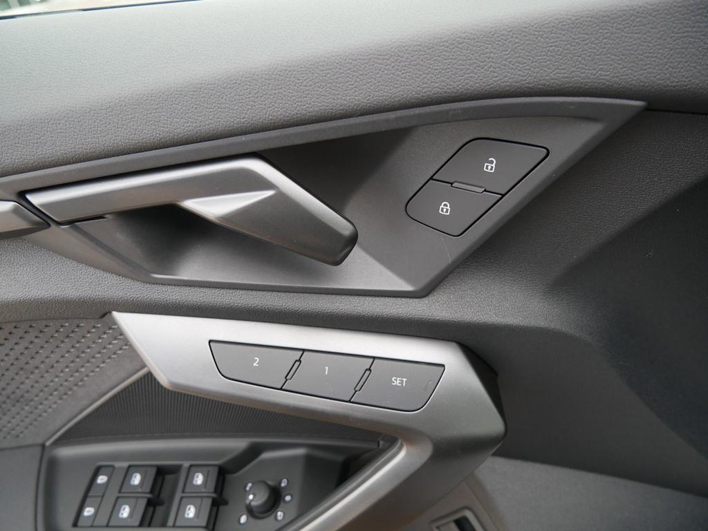 Thumbnail: 2026 Audi RS 3 - 20