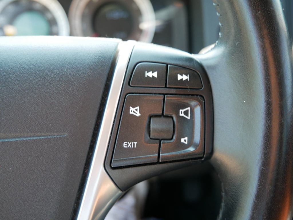 Thumbnail: 2013 Volvo S60 - 22