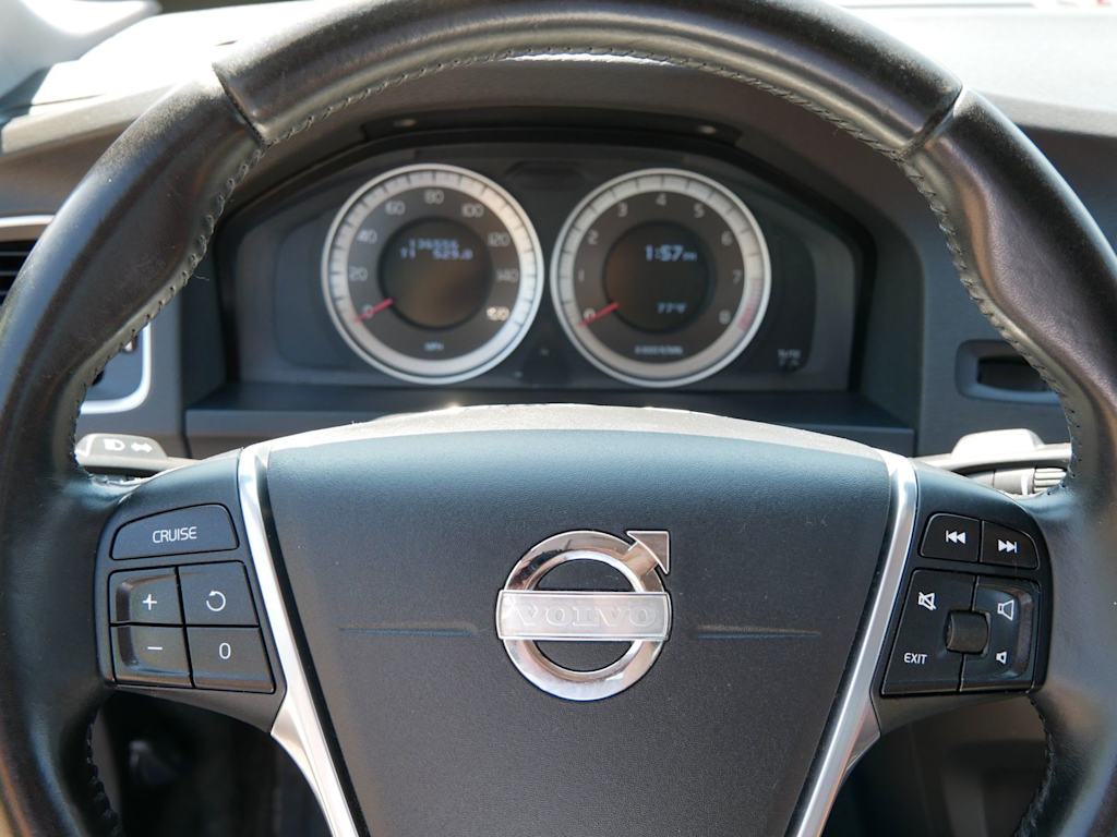 Thumbnail: 2013 Volvo S60 - 21
