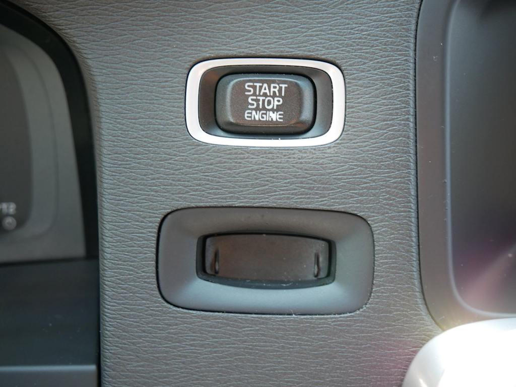 Thumbnail: 2013 Volvo S60 - 18