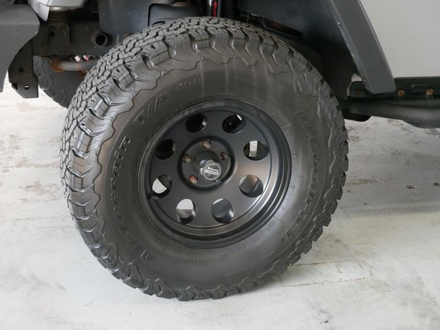Thumbnail: 2016 Jeep Wrangler - 6