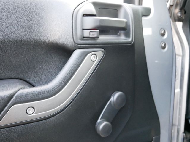Thumbnail: 2016 Jeep Wrangler - 27