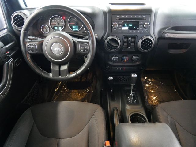 Thumbnail: 2015 Jeep Wrangler - 6