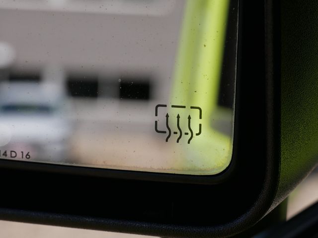 Thumbnail: 2017 Jeep Wrangler - 5