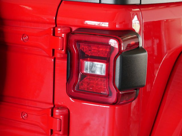 Thumbnail: 2021 Jeep Wrangler - 15