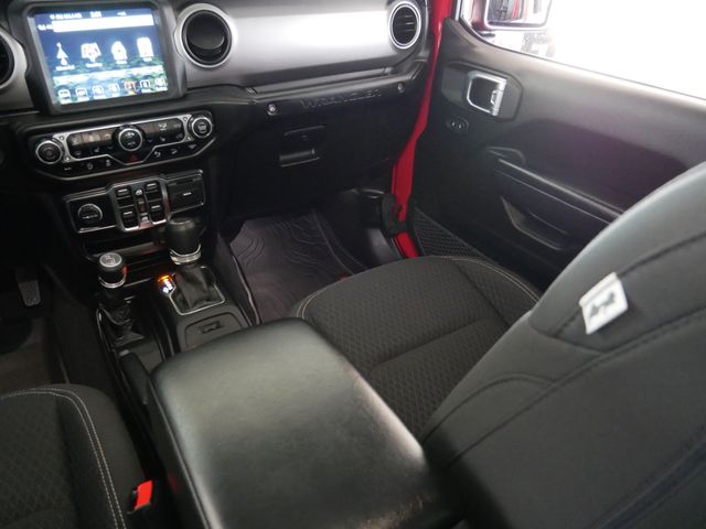 Thumbnail: 2021 Jeep Wrangler - 16