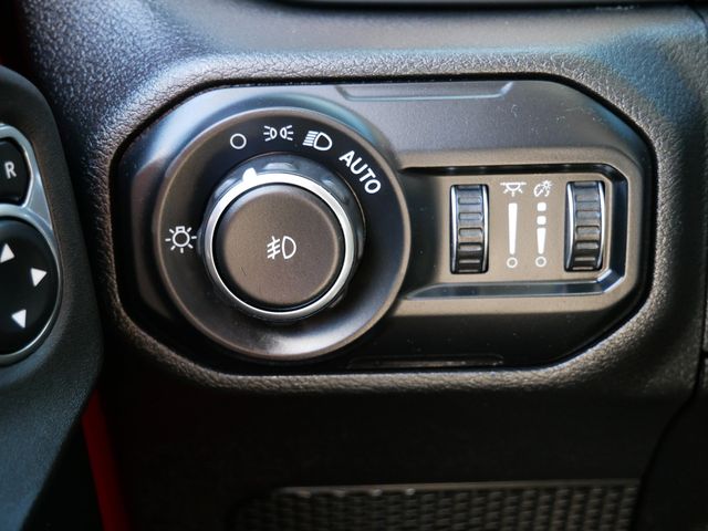 Thumbnail: 2021 Jeep Wrangler - 21