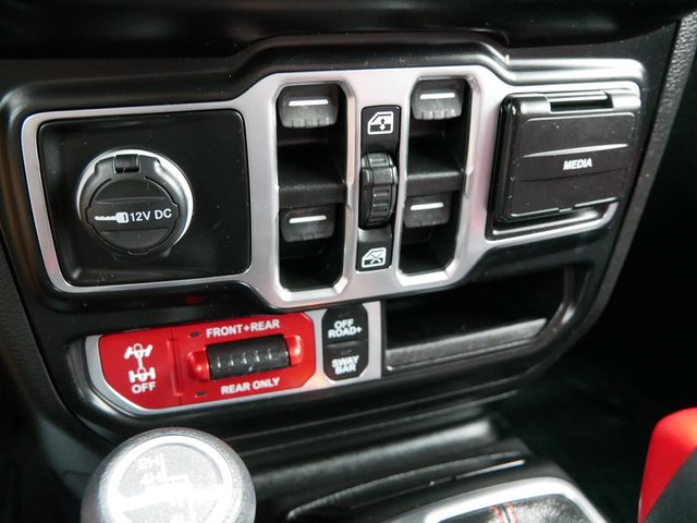 Thumbnail: 2021 Jeep Wrangler - 16