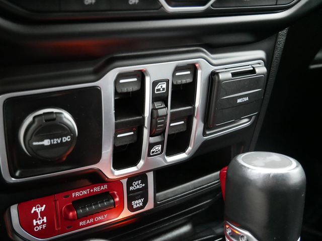 Thumbnail: 2023 Jeep Wrangler - 17