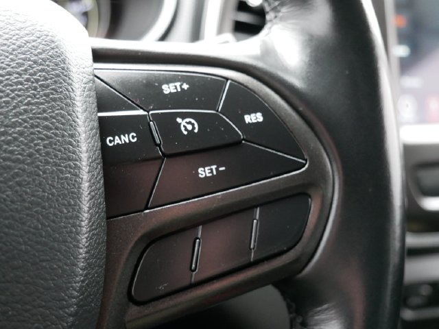 Thumbnail: 2021 Jeep Cherokee - 23