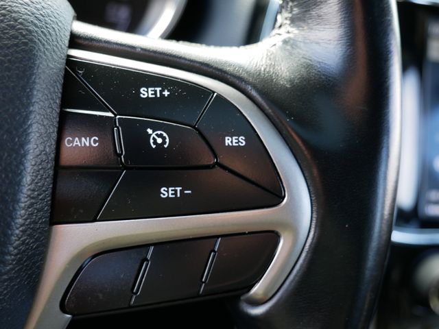 Thumbnail: 2020 Jeep Grand Cherokee - 23