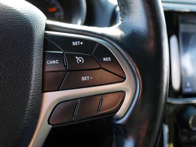 Thumbnail: 2019 Jeep Grand Cherokee - 25