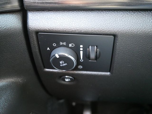 Thumbnail: 2019 Jeep Grand Cherokee - 17