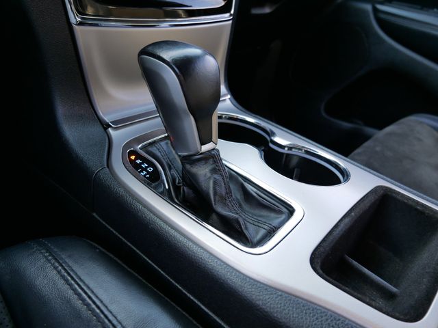 Thumbnail: 2019 Jeep Grand Cherokee - 12