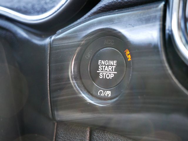 Thumbnail: 2019 Jeep Grand Cherokee - 18