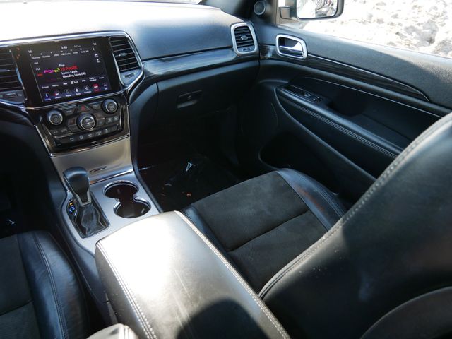 Thumbnail: 2019 Jeep Grand Cherokee - 10