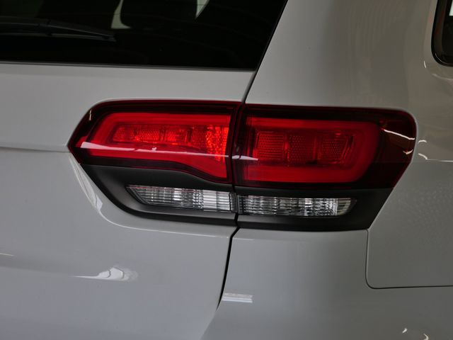 Thumbnail: 2021 Jeep Grand Cherokee - 17