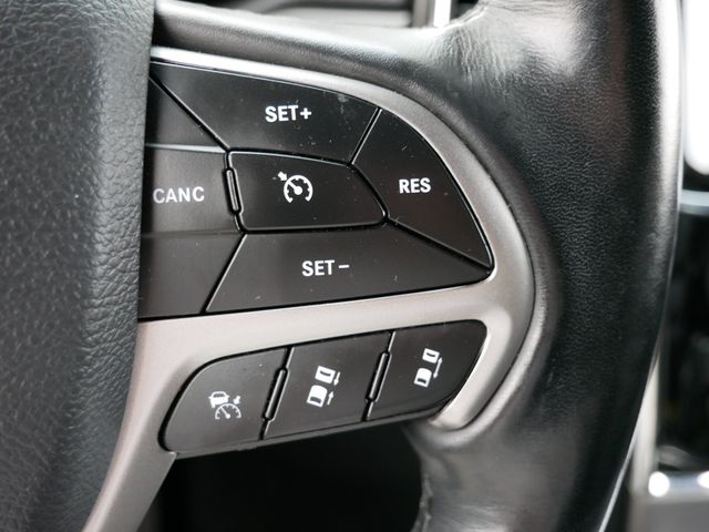 Thumbnail: 2021 Jeep Grand Cherokee - 25