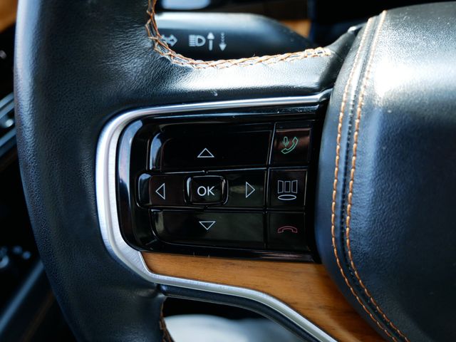 Thumbnail: 2023 Jeep Grand Wagoneer - 23