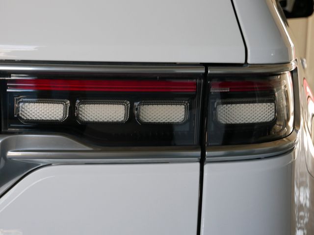 Thumbnail: 2023 Jeep Grand Wagoneer - 15