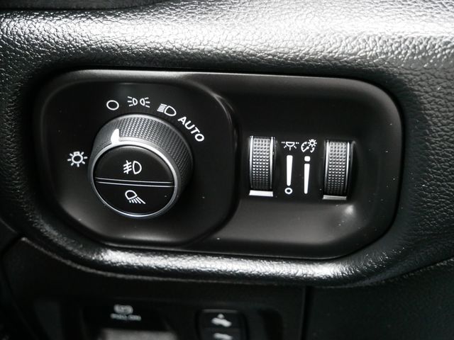 Thumbnail: 2021 RAM 1500 - 20