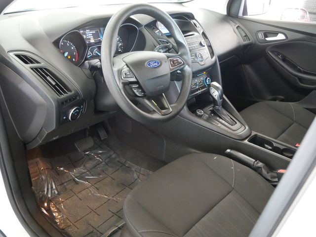 Thumbnail: 2016 Ford Focus - 2