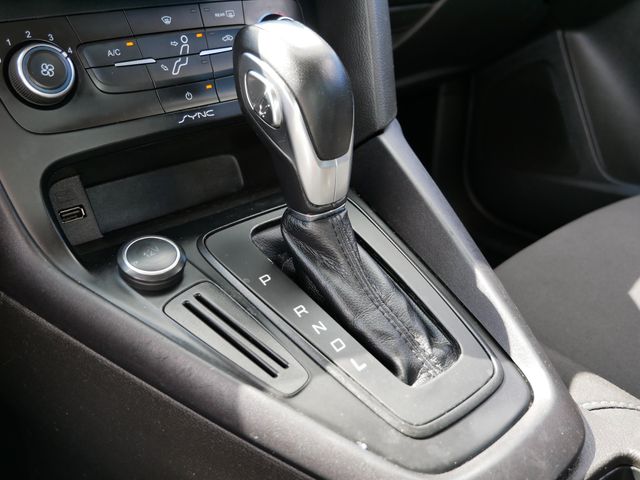 Thumbnail: 2016 Ford Focus - 11