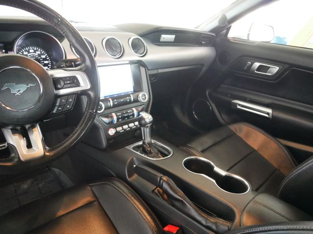 Thumbnail: 2022 Ford Mustang - 9