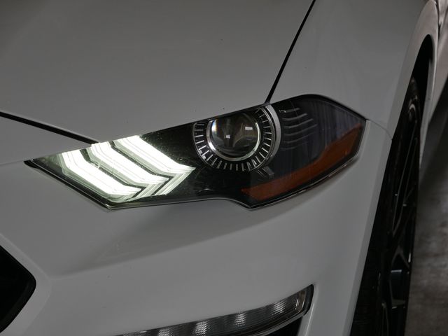 Thumbnail: 2022 Ford Mustang - 5